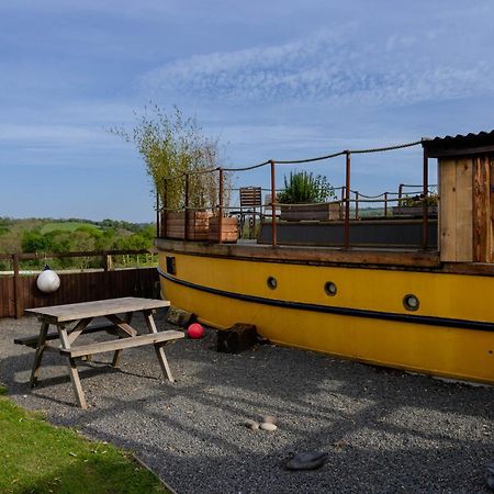 Swallowfield Glamping-Unsinkable Yeovil Esterno foto